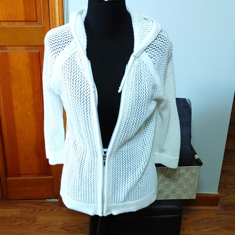 Chico white cardigan